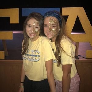 Meet your Posher, Abby